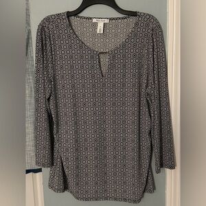 White House Black Market Monochrome Geometric Top